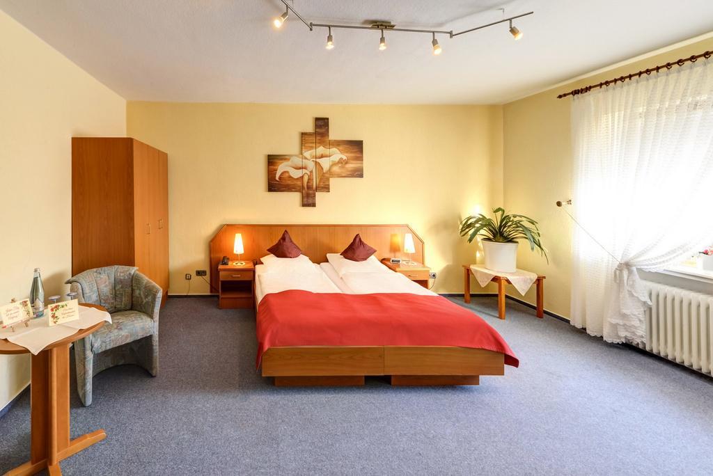 Hotel Restaurant Zum Werdersee Бремен Экстерьер фото