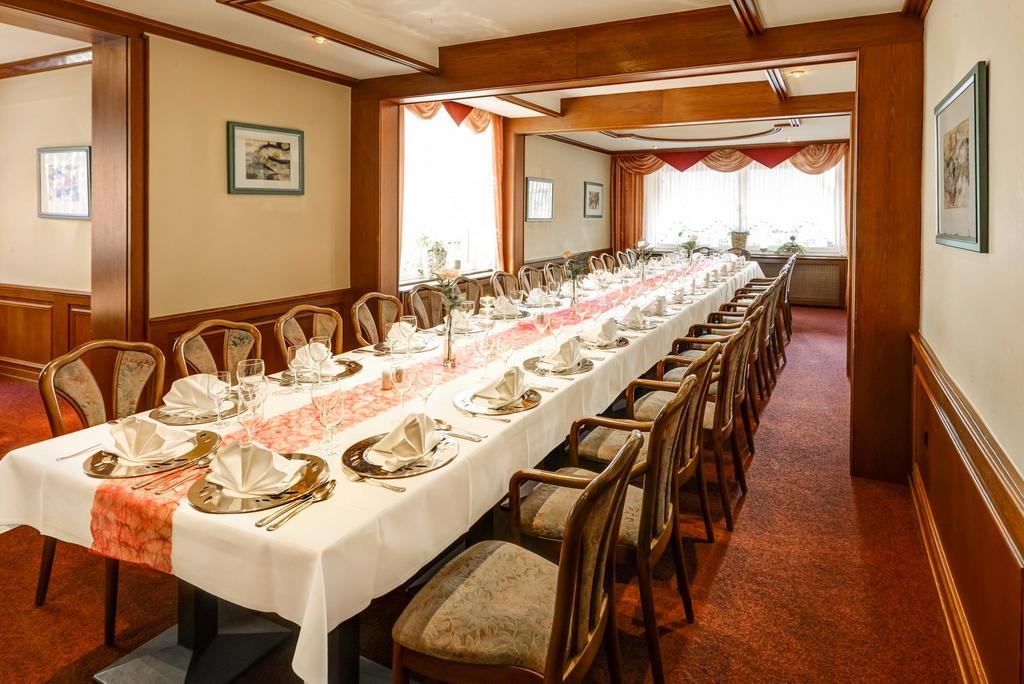 Hotel Restaurant Zum Werdersee Бремен Экстерьер фото